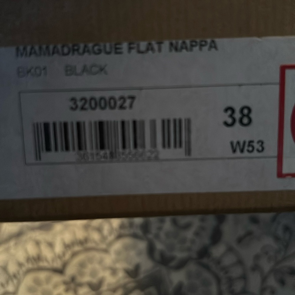 "Mamadrague" napa leather ballerina flats bow accent
Square toe
Slip-on style - Picture 9 of 11